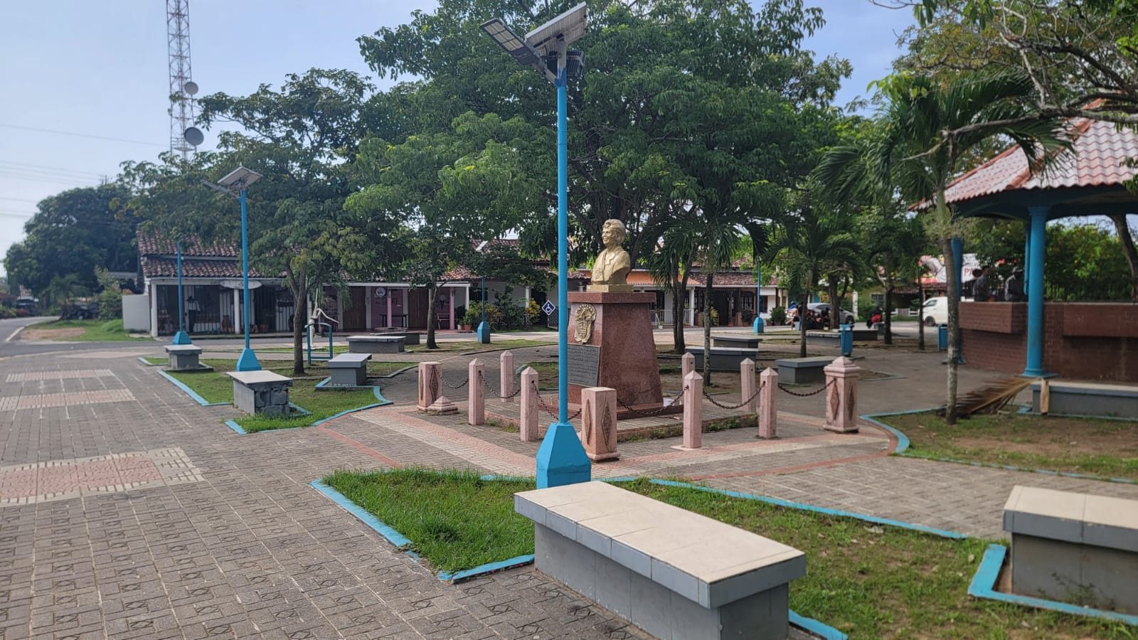 The village square, at its quietest hour